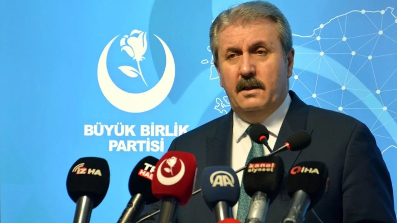 BBP lideri Destici'den Azerbaycan'ın Karabağ operasyonuna destek