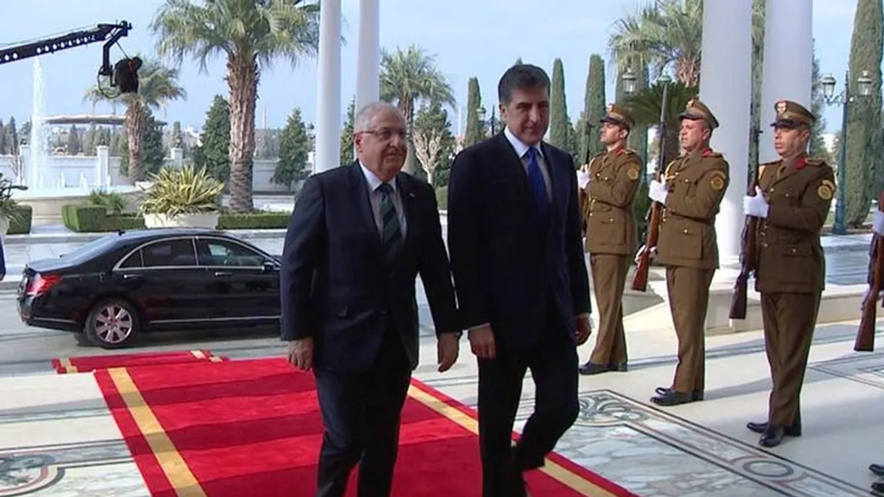 Milli Savunma Bakanı Güler, IKBY Başkanı Barzani'yle görüştü