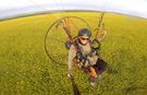 Kanola Tarlaları Üzerinde Paramotor Uçuşu Edirne’de Görüntülendi