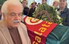 Serdar Gökhan Fotoğraf Çektirmek İsteyenlere Ateş Püskürdü