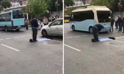 Yolun ortasına seccade serip namaza duran şahsa tepkiler çığ gibi