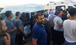 Tarım işçilerini taşıyan minibüs tırla çarpıştı: 21 yaralı