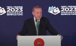 Cumhurbaşkanı Erdoğan Yeni Anayasa Sempozyumu'nda konuştu: "Hedefimiz özgürlükçü bir anayasa"