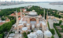 Kültür ve Turizm Bakanı Ersoy'dan Ayasofya açıklaması: Tarih verdi