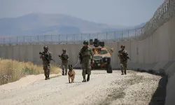 MSB: Suriye sınırında 1'i terör örgütü mensubu 6 kişi yakalandı