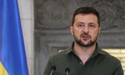 Zelenskiy, İngiltere Dışişleri Bakanı Cameron ile bir araya geldi