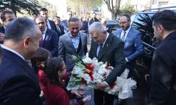 Binali Yıldırım: "Dünya, Gazze'de yaşanan etnik temizlik karşısında susuyor"