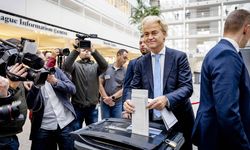 Hollanda'daki genel seçimlerde zafer aşırı sağın: Geert Wilders'in partisi açık ara farkla ilk sırada