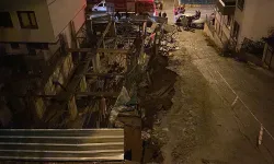 Kocaeli'de aynı mahallede ikinci kez istinat duvarı ve yol çöktü