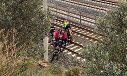 Kocaeli'nde yüksek hızlı trenin çarptığı kişi öldü