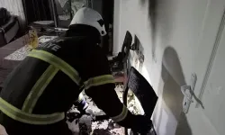 Siirt'te bir evde çıkan yangında dumandan etkilenen 4 kişi hastaneye kaldırıldı