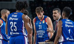 Anadolu Efes deplasmanda galip