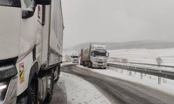 Ardahan-Şavşat kara yolu tipi nedeniyle ulaşıma kapatıldı
