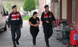 Eve geç gelen eşini kalbinden bıçakladı!