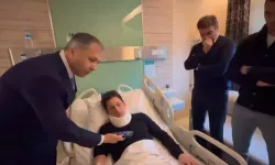 Hastaneden ilk görüntü… Cumhurbaşkanı Erdoğan, Halil Umut Meler ile konuştu: Gereken yapılacak