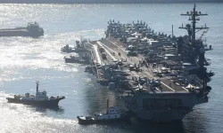 Pentagon duyurdu: Kızıldeniz'de bir ABD savaş gemisi ve birçok ticari gemiye saldırıldı
