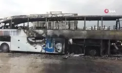 Seyir halindeki yolcu otobüsü alev alev yandı! Yolcular canını zor kurtardı