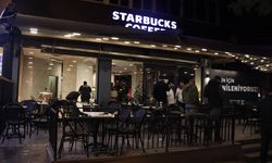 İsrail bahanesiyle kahve içenlere yönelik saldırı sürüyor: Starbucks’a silahlı saldırı!