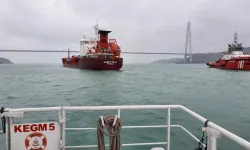 İstanbul'da kargo gemisi, konteyner gemisine çarptı