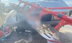 Niğde'de kahreden ölüm! Hafif ticari araç, traktör ile çarpıştı: Polis memuru yaşamını yitirdi