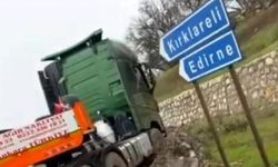 Kırklareli'de tır kazası: D-100 karayolu ulaşıma kapandı