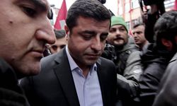 Selahattin Demirtaş annesinin rahatsızlığı nedeniyle Diyarbakır'a getirildi