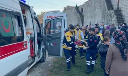 Diyarbakır Surları'ndan dengesini kaybederek düşen kız çocuğu ağır yaralandı!