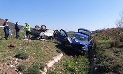 Adana'da aynı yöne giden otomobiller çarpıştı: 2 ölü, 4 yaralı