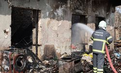 Adana'da evde çıkan yangında 3 kişi öldü