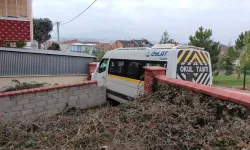 Bursa'da okul servisi kaza yaptı: 5'i öğrenci 7 yaralı