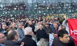CHP İstanbul İl Başkanlığı önünde istifa sesleri! Adaylar açıklandı kriz büyüdü