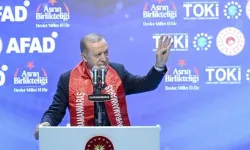 Cumhurbaşkanı Erdoğan: Asrın felaketini asrın dayanışması ile atlattık