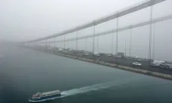 İstanbul Boğazı'nda gemi seferlerine sis engeli