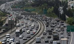 Okullar açıldı: İstanbul'da trafikte yoğunluk