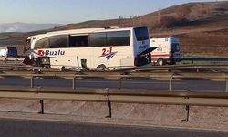 Bilecik Bozüyük'te otobüs kontrolden çıktı: 14 yaralı