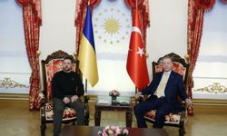 Cumhurbaşkanı Recep Tayyip Erdoğan, Ukrayna Devlet Başkanı Volodimir Zelenskiy ile bir araya geldi.