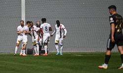 Gençlerbirliği, Altay'ı evinde 4 golle yıktı