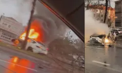 Elektrikli otomobil alev alev yandı