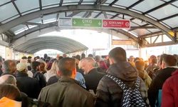 Mecidiyeköy Metrobüs'te yürüyen merdiven aniden ters yönde çalıştı: 3 yaralı