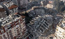 42 kişinin öldüğü binanın müteahhidinden pişkin savunma: Yönetmeliklerin çok çok üstünde bir deprem oldu