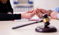 AYM'den kritik "boşanma" kararı