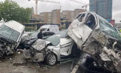 Beşiktaş'ta zincirleme kaza: 8 kişi yaralandı