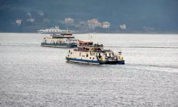 Çanakkale Boğazı'nda feribot seferleri saatsiz yapılıyor