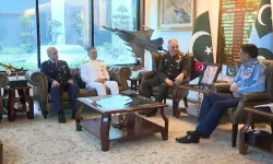 Genelkurmay Başkanı Orgeneral Gürak, Pakistanlı mevkidaşı Mirza ile görüştü