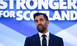 İskoçya Başbakanı Hamza Yusuf, görevinden istifa etti