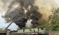 İstanbul Esenyurt'ta yangın: Gökyüzünü duman kapladı