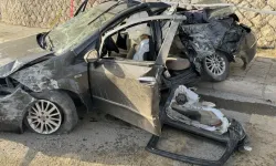 İzmir’de otomobil takla attı: 1 ölü, 2 yaralı