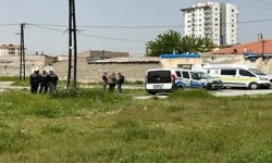 Kayseri'de dehşet: Husumetlisini tabancayla bacağından vurdu!