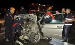Muş'ta 2 otomobilin çarpışması sonucu 9 kişi yaralandı