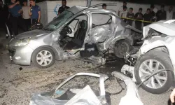 Şırnak'ta iki otomobilin çarpıştığı kazada 3 kişi yaralandı